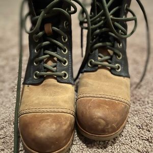 Sorel lace up weather Proof boots. Size 9 wedge heel. Really comfortable!